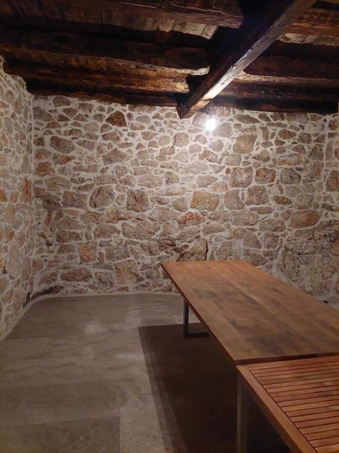 Appartement Pavlic 2 à Omiš Extérieur photo