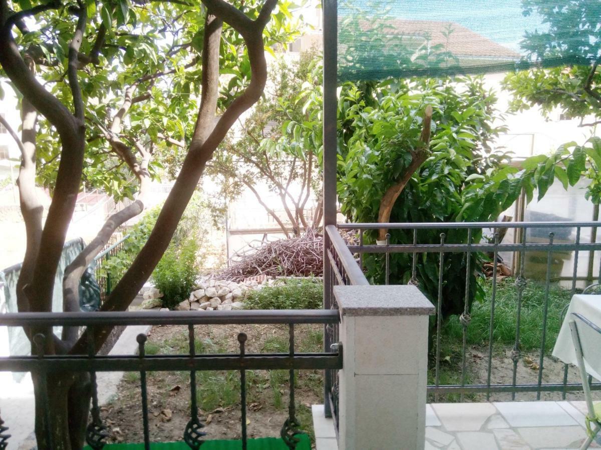 Appartement Pavlic 2 à Omiš Extérieur photo