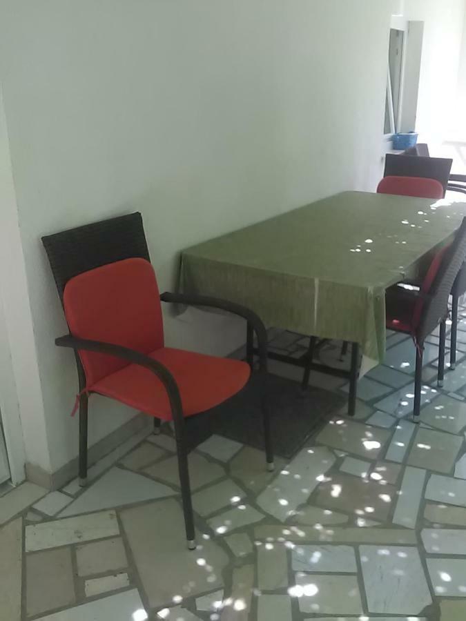 Appartement Pavlic 2 à Omiš Extérieur photo